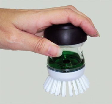 Cepillo con dispensador de jabón