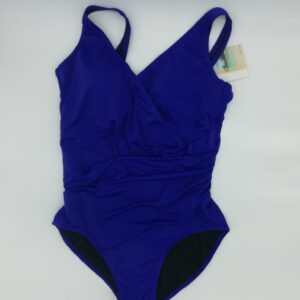 Bañador azul klein con escote pico