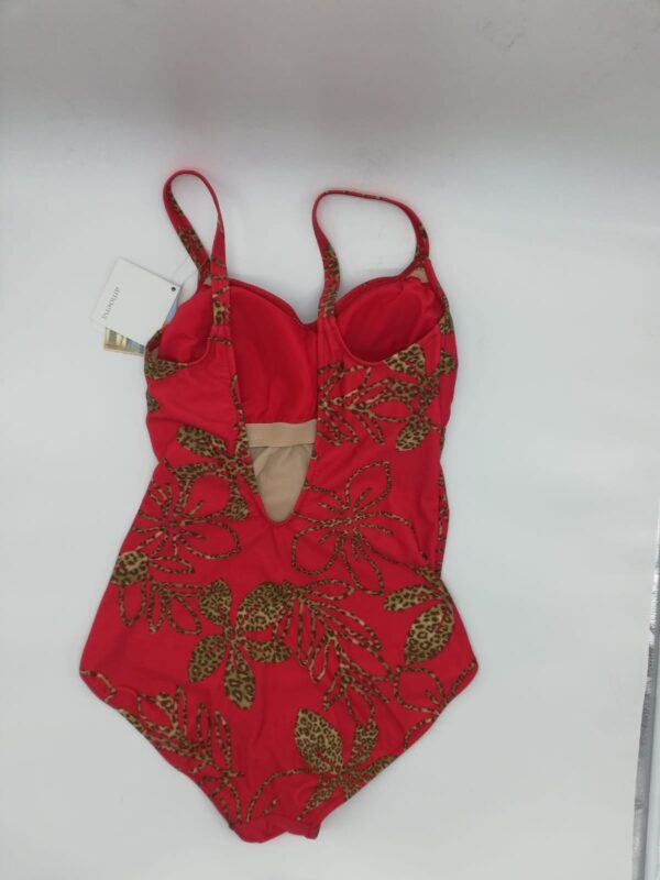 Bañador rojo con flores