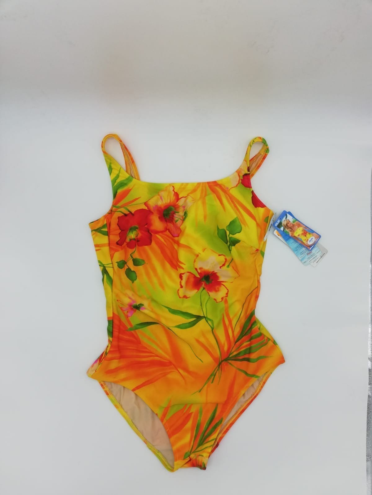 Bañador amarillo con flores