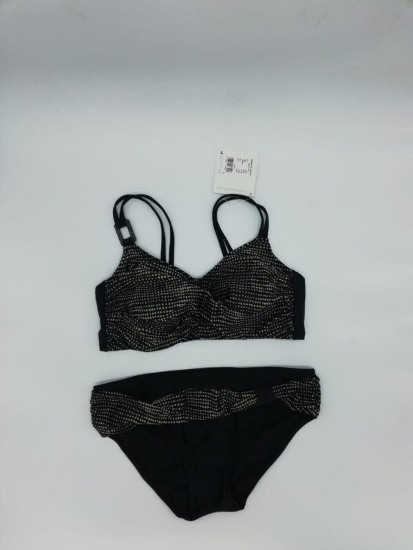 Bikini negro con detalles blancos