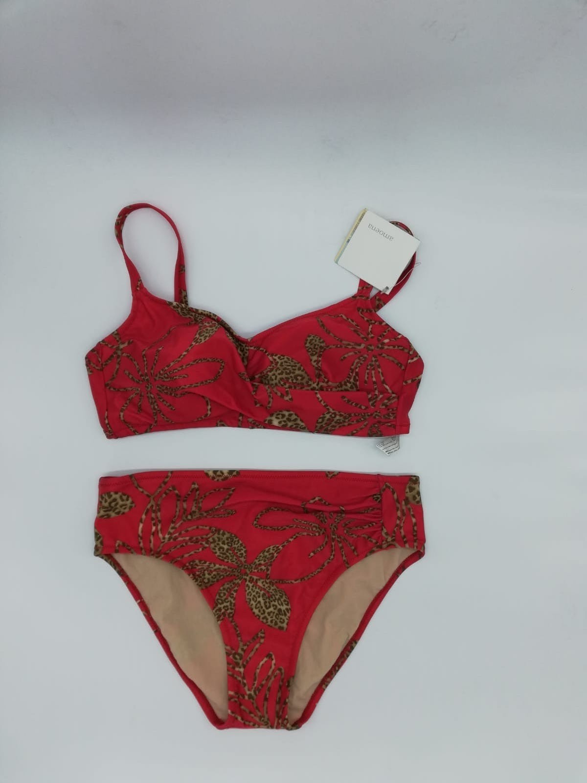 Bikini rojo con flores