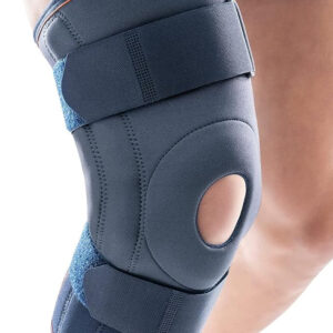 Rodillera neopreno rótula abierta y articulaciones policéntricas
