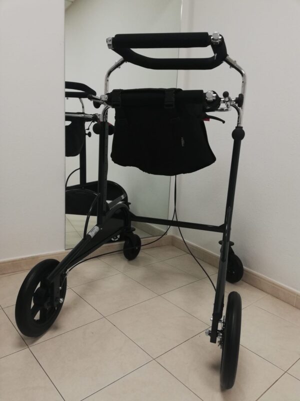 Caminador-rehabilitador de la marcha Dynamico