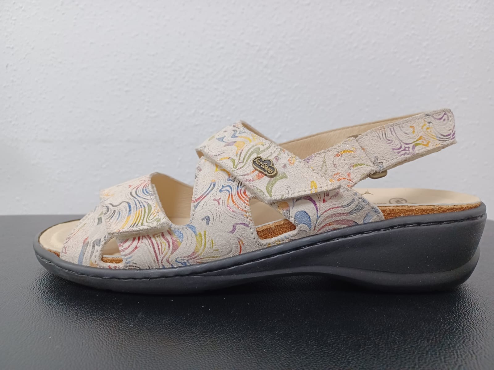 Sandalia mod. Graffiti