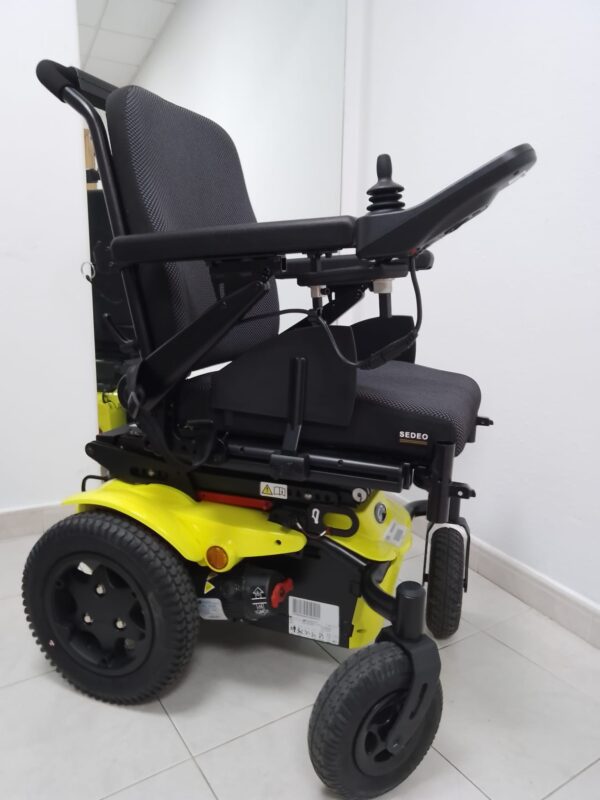 Silla de ruedas eléctrica basculante Q300R