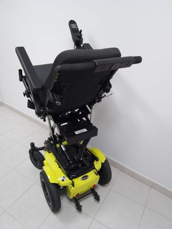 Silla de ruedas eléctrica basculante Q300R
