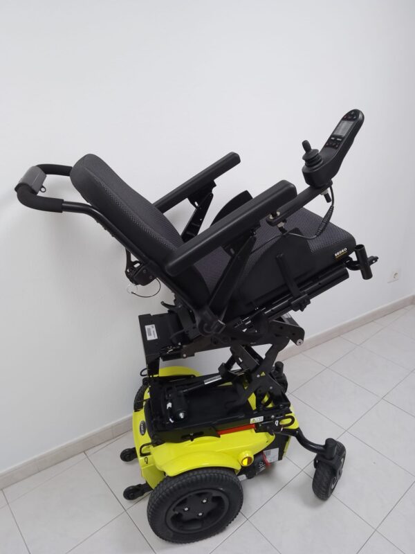 Silla de ruedas eléctrica basculante Q300R