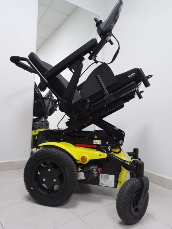 Silla de ruedas eléctrica basculante Q300R